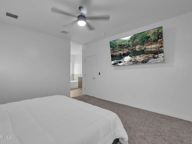12713 Captain Claudia Ct — Photo 40