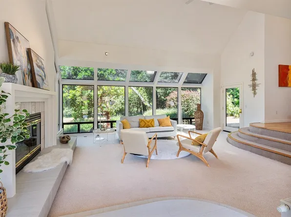 12430 Fiori Lane, Sebastopol, CA 95472