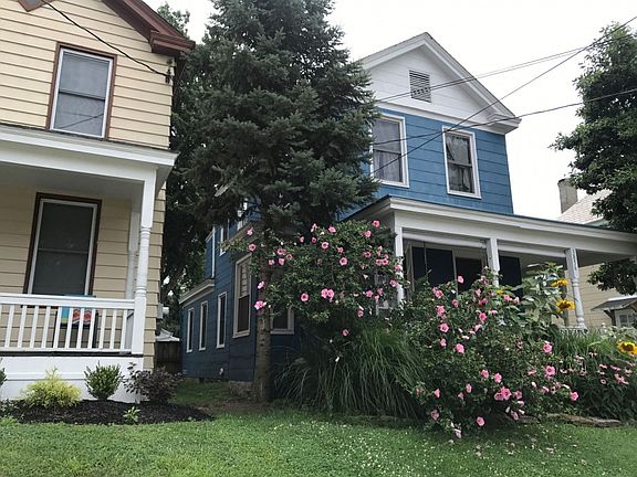 3rd image of 3856 Trevor Ave