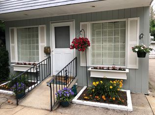129 Bradford St, Bristol, RI 02809
