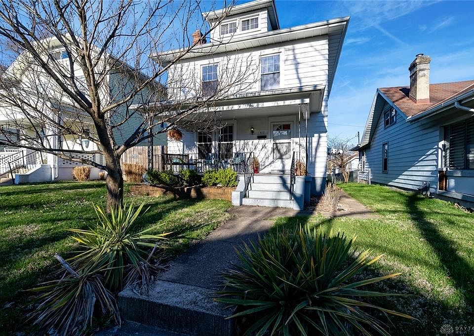 1st image of 417 Santa Cruz Ave