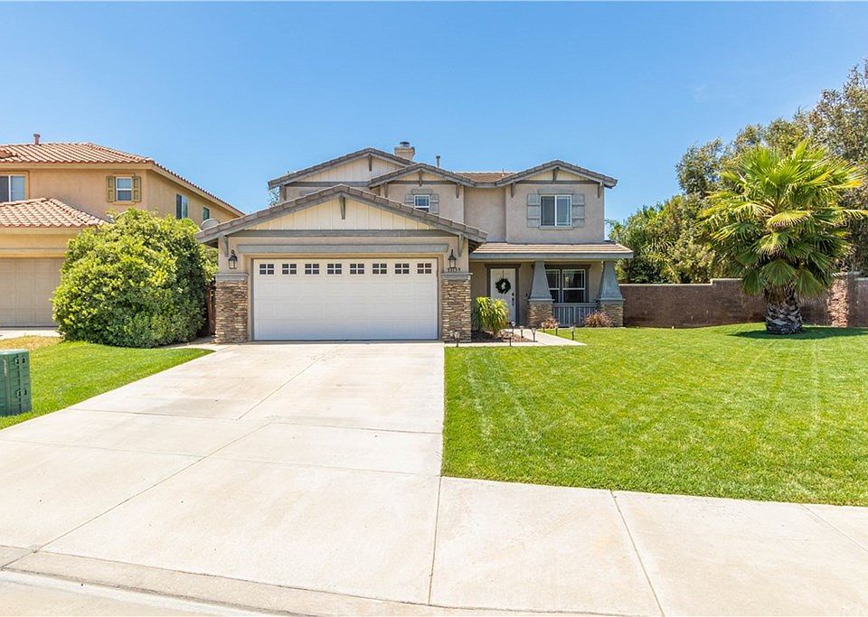 1st image of 33159 Aquamarine Cir