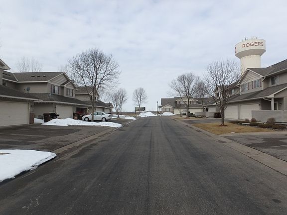 5th image of 23110 Iris Ave