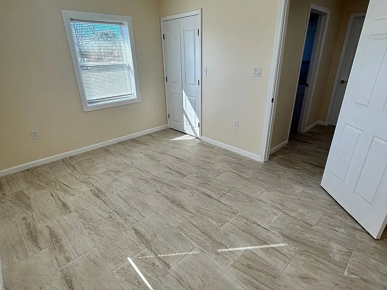2433 Wakulla Ave — Photo 23