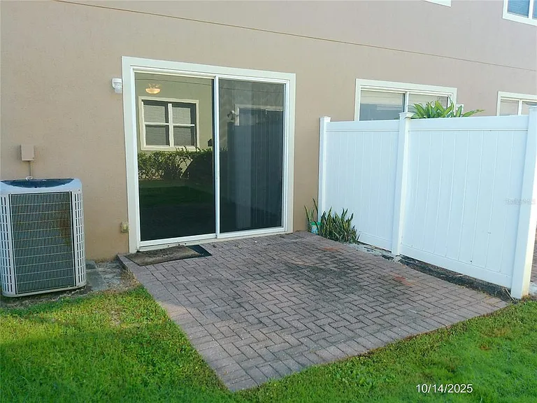 6376 Sedgeford Dr — Photo 23
