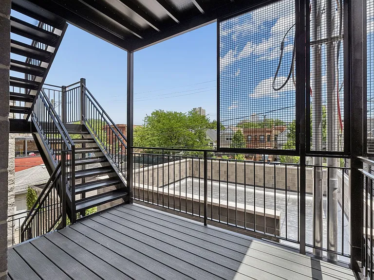 3739 N Clifton Ave #2 — Photo 25
