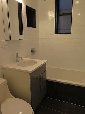 Rented by Bohemia Realty Group | media 35