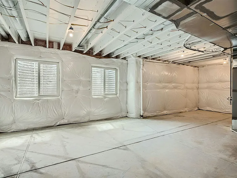 2094 S Fultondale Ct — Photo 25