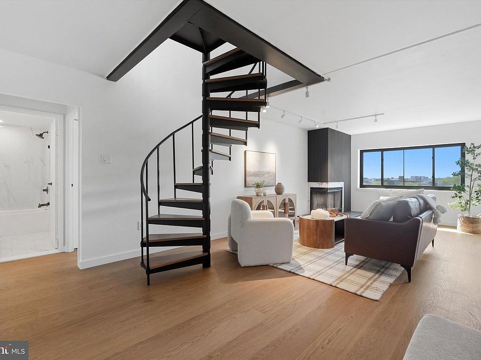 1st image of 200 Lombard St #10-806