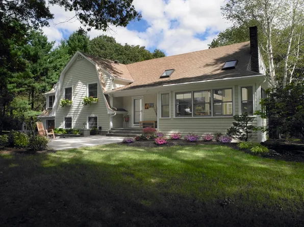 9 Loring Ln, Wayland, MA 01778