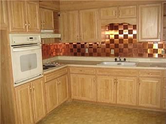 2nd image of 3900 NE 53rd St