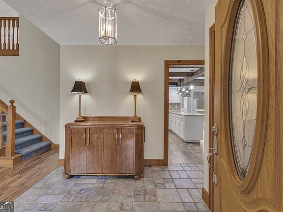 5th image of 130 Brooklet Way