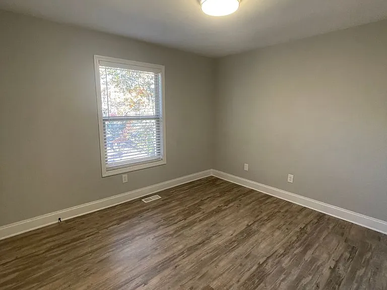 11104 Concord Woods Dr — Photo 20