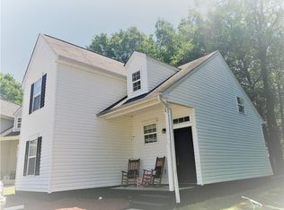 129 Crown Ct, Williamston, SC 29697