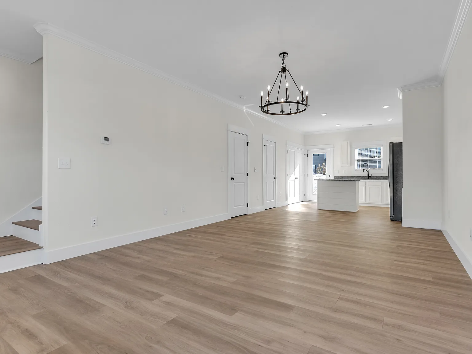 2 bed, 2.5 bath, 1650 sqft, $1,700 — Photo 3