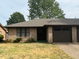 224 Rosebud Dr, Stephenville, TX 76401