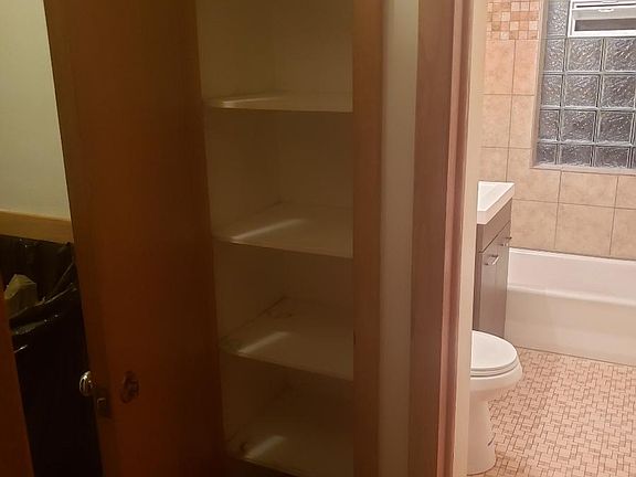 3rd image of 7800 W Lisbon Ave #4
