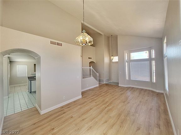 5th image of 9017 Dolente Ave