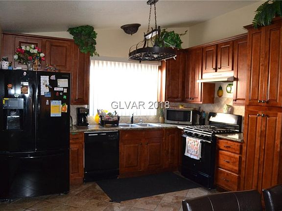 4th image of 4111 Welter Ave