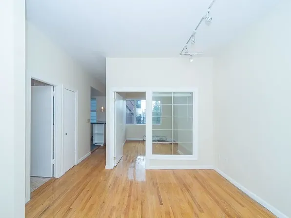 427 Humboldt Street image 24 of 68