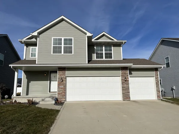 9565 Red Sunset Ct, West Des Moines, IA 50266