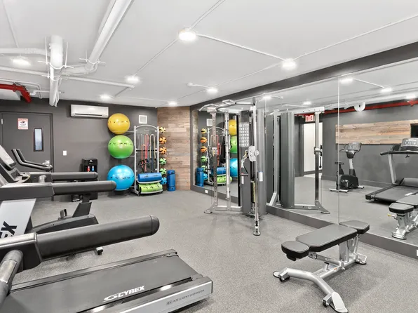 470 Dean Street image 9 of 14