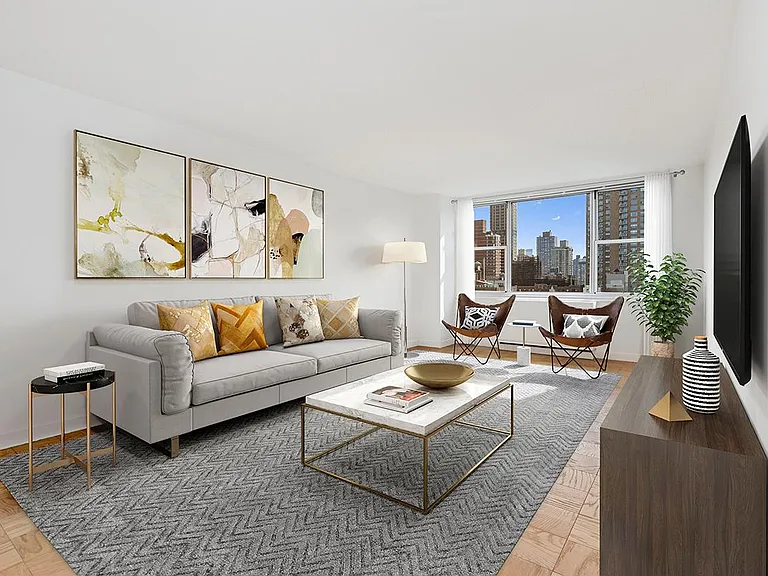 1675 York Ave #33L — Photo 3