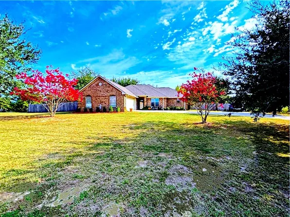 11738 Meadow Creek Dr, Brownsboro, TX 75756