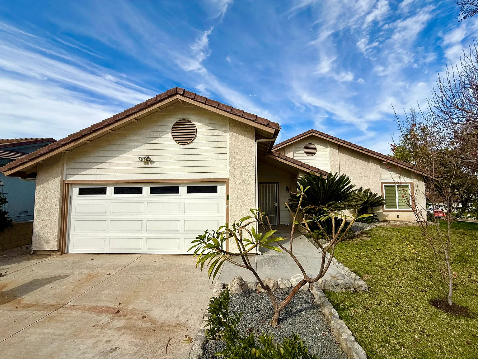 3 bed, 1427 sqft, $3,500 — Photo 1