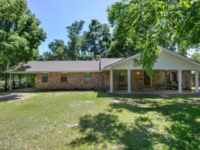 222 Saint Charles St, Bay Saint Louis, MS, 39520
