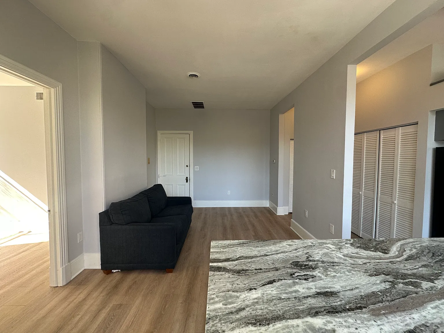 1 bed, 800 sqft, $1,895 — Photo 4