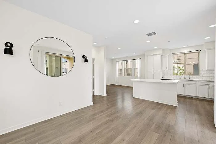429 Lake Shore Way — Photo 11