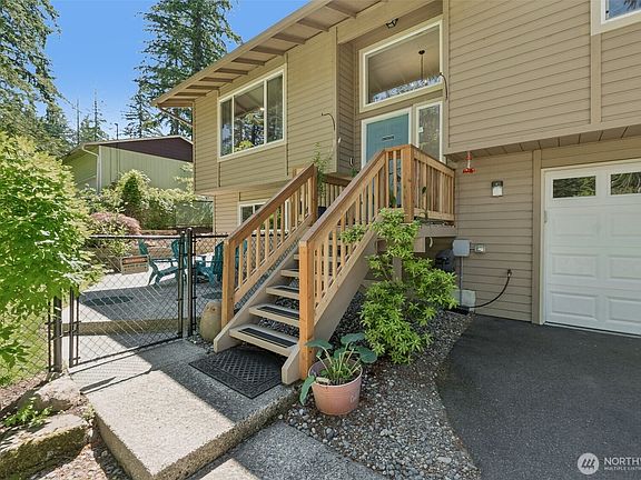 2nd image of 17025 431St Avenue SE