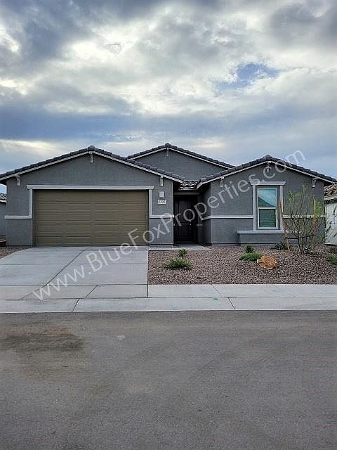 1st image of 5525 Lazy Farm Dr