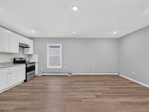 3rd image of 439 7th Ave #R2