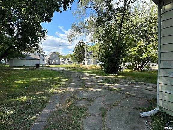 2nd image of 1835 N New York Ave