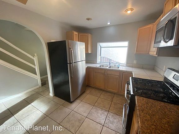 5th image of 5641 Mildred St #4