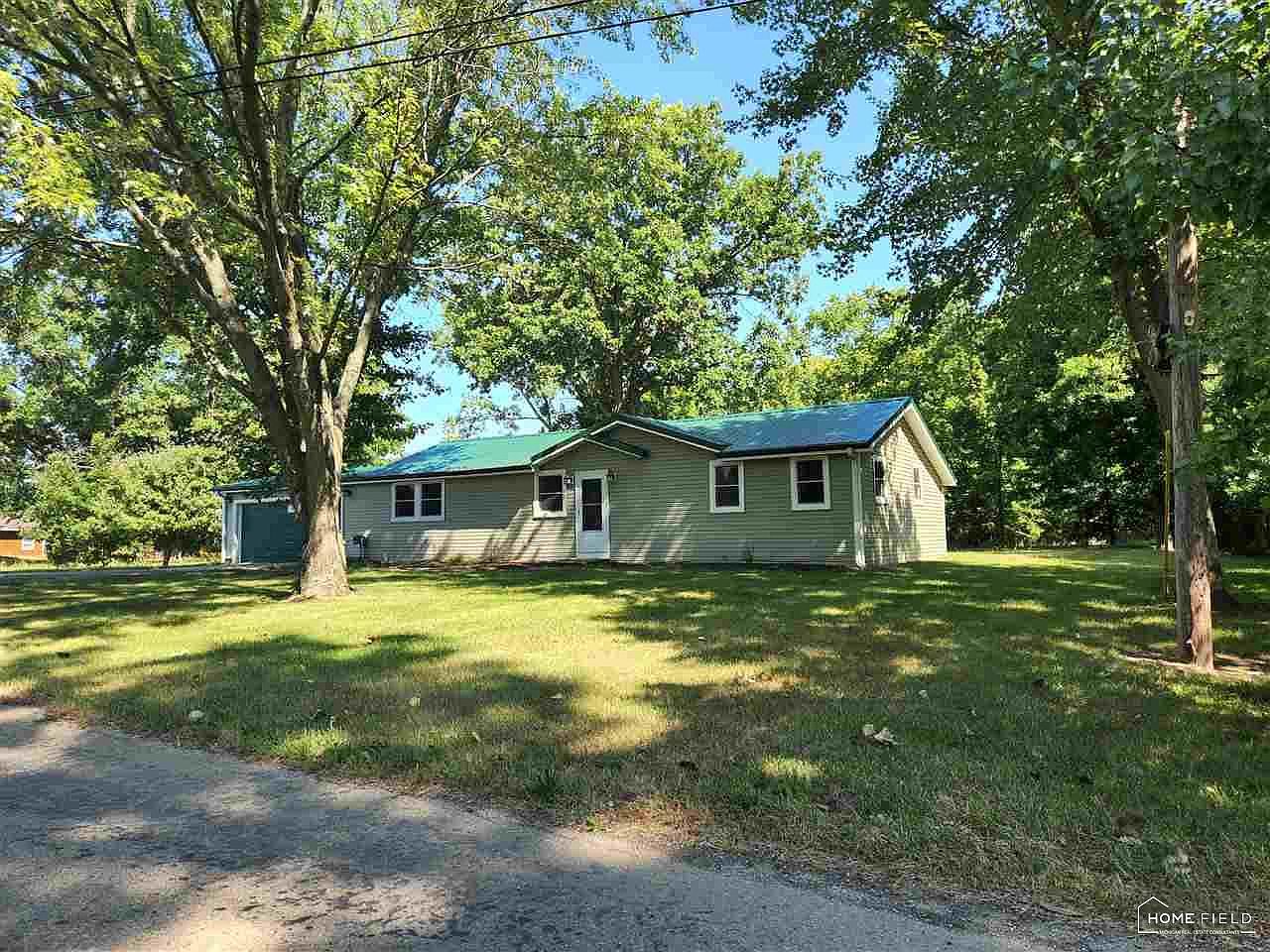 1207 E King St, Corunna, MI 48817 Zillow