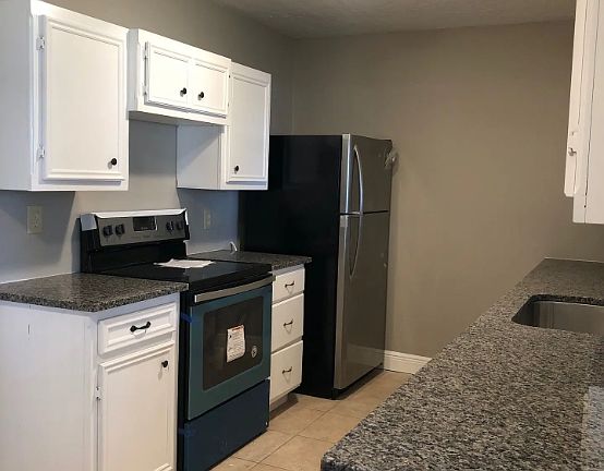 4th image of 416 Nancy Dr
