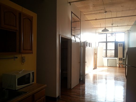 3rd image of 255 McKibben St APT 107
