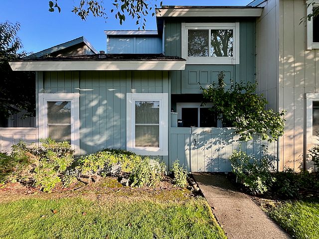 1st image of 1064 Eagle Ln