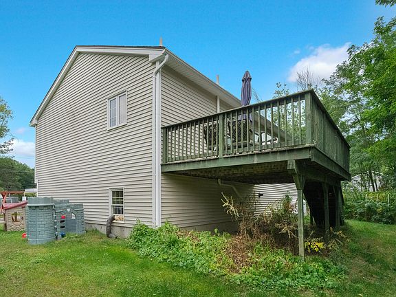 5th image of 184 Bridgton Road