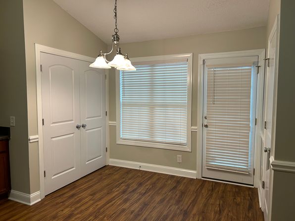 2564 B Saddleback Dr #B, Winterville, NC 28590