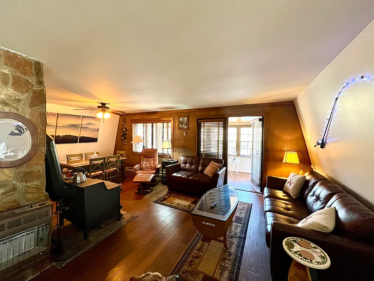544 Cobb Cir — Photo 6