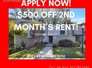 5250 Pooks Hill Rd #B-13, Bethesda, MD 20814