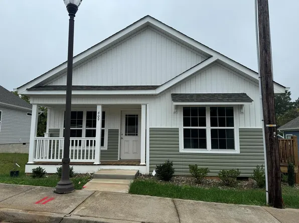 609 W Church St, Martinsville, VA 24112