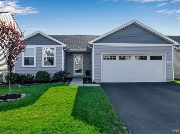 61 Allie Ln, Hamburg, NY 14075