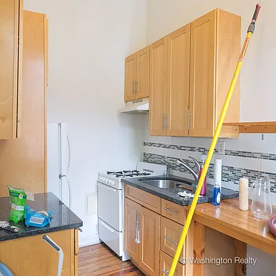 Rented by Washington Realty Corp. | media 7