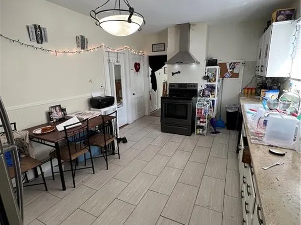 640 Woonasquatucket Ave, North Providence, RI 02911