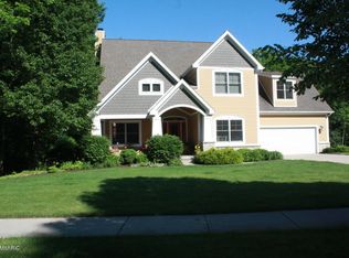5200 Clear Springs Dr SE, Ada, MI 49301